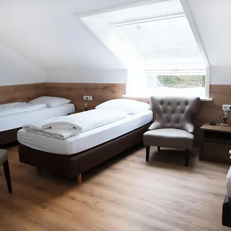 Hotel Forest Monteurzimmer & Fewo Fuer Firmen & Gruppen Bad Bevensen