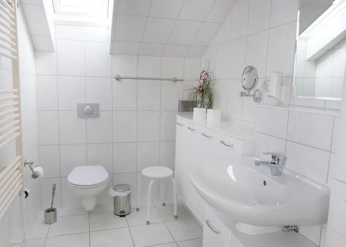 Отель Hotel Forest Fuer Firmen & Gruppen